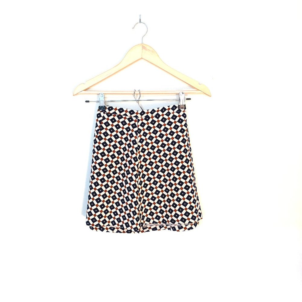 H&M patterned mini skirt
